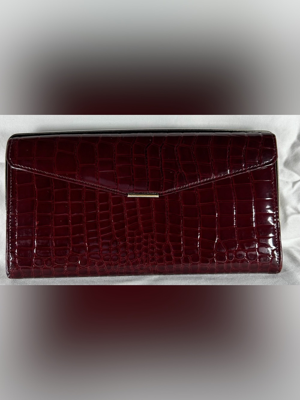 Stratton of London | Elegant Croc-Embossed Burgundy Women’s Clutch